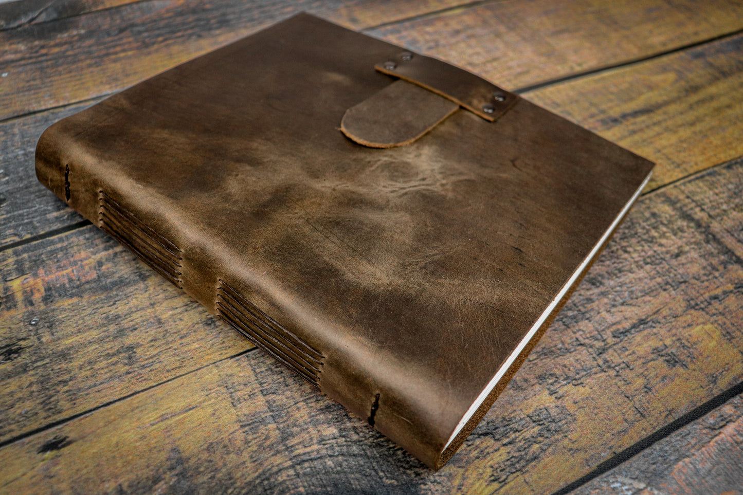Classic Latch Notebook - Sewn Bound Leather Journal