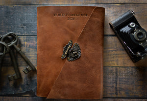Vintage Leather Journal – Clasp