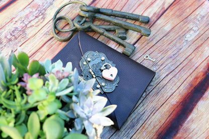 Sewn Leather Journal, Rustic Locking Diary, Watercolor Book, Premium Leather Bound Lock & Key Vintage Journal, Personalized Clasp Diary