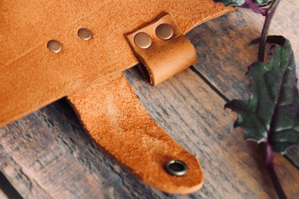 Add A Pen Loop To Your Hank Belle Leather Journal!